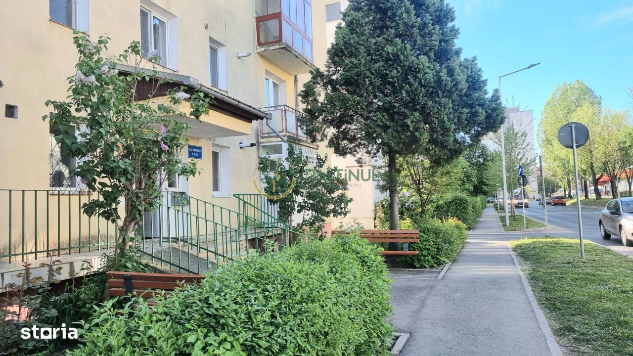 Apartament 3 camere cu balcon et. 1 - Ciresica