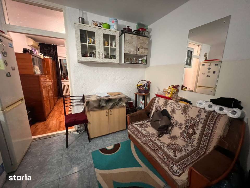 Camera de camin, 20mp, cartier Sarari, zona Liceul Henri Coanda - Imagine principală: 3/5