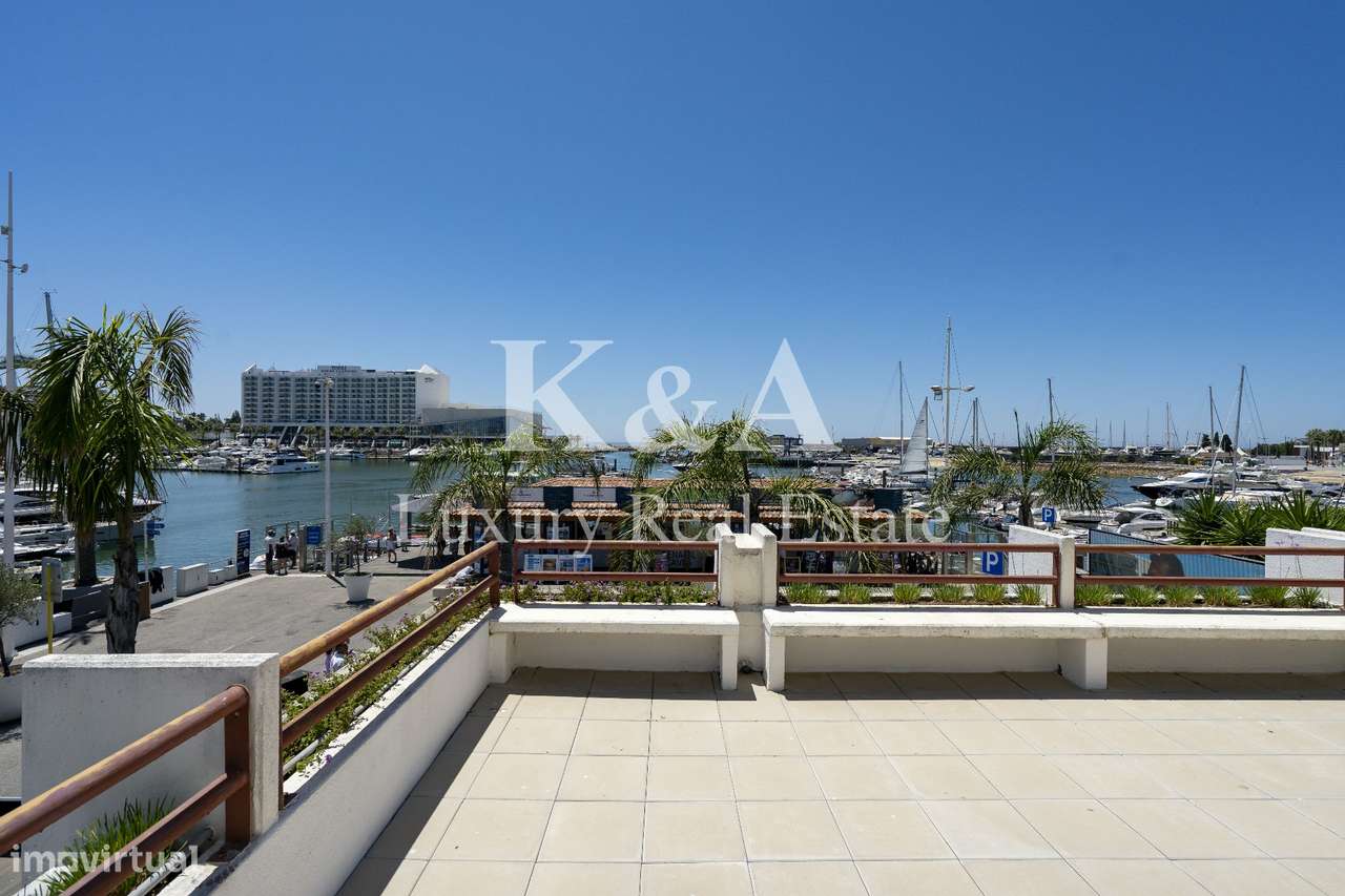Apartamento T3 na Marina de Vilamoura, Algarve.-5