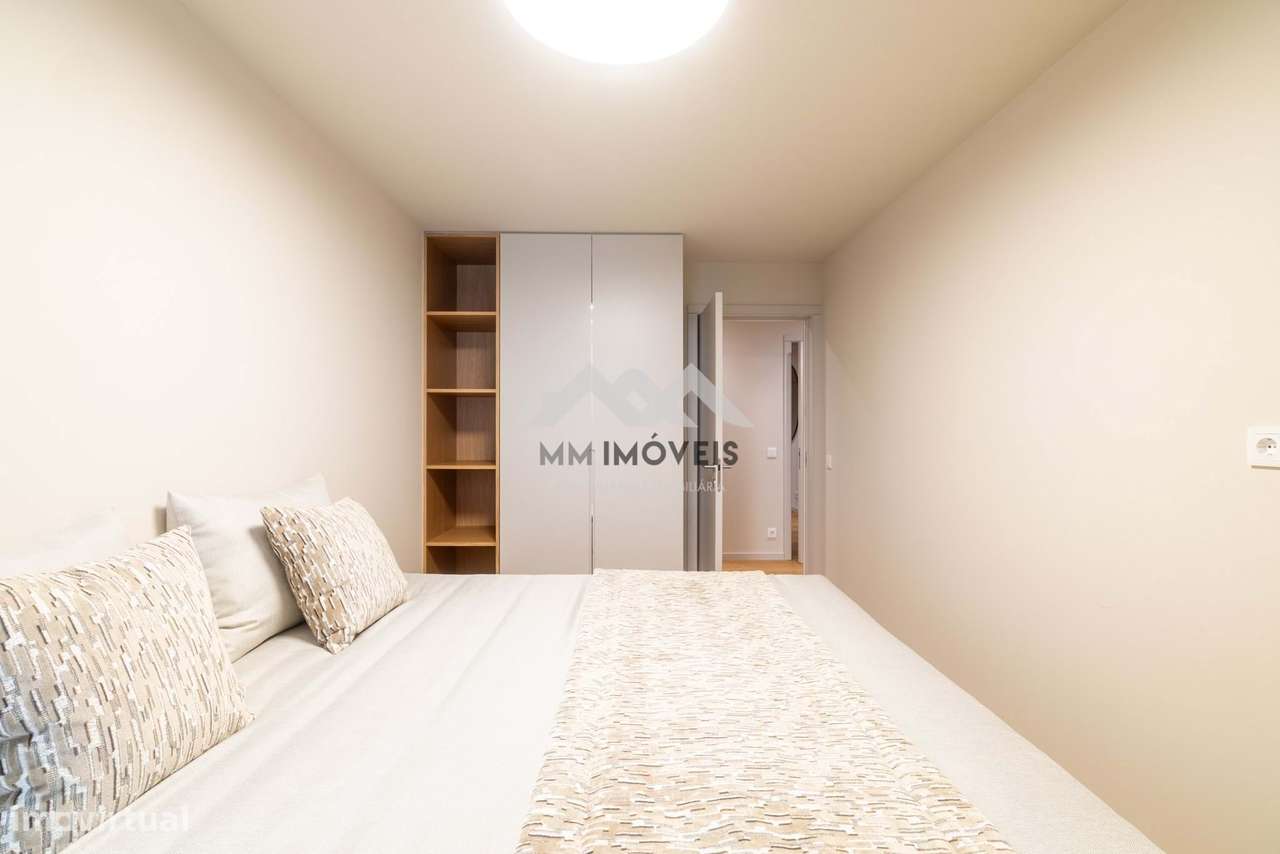 Apartamento T4 2024 | Alameda Jardins da Arrábida | Varanda | Vistas R-24