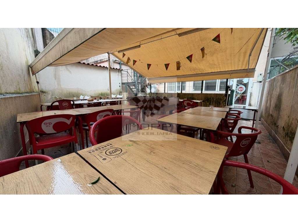 Excelente oportunidade de loja / restaurante nas Avenidas Novas-9