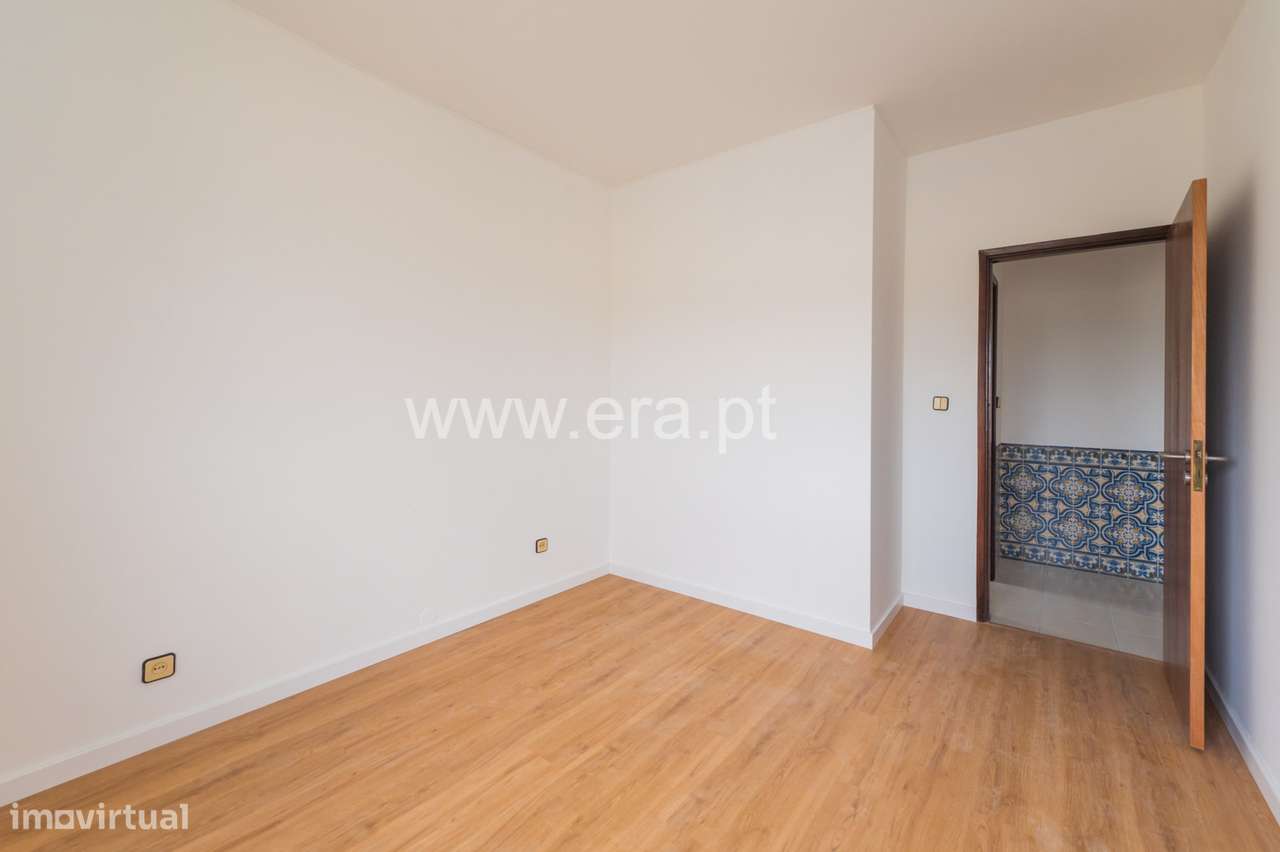 T2 - Jardim do Sol, Odivelas com lugar garagem-6