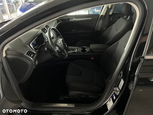 Ford Mondeo 2.0 TDCi Titanium PowerShift - 18