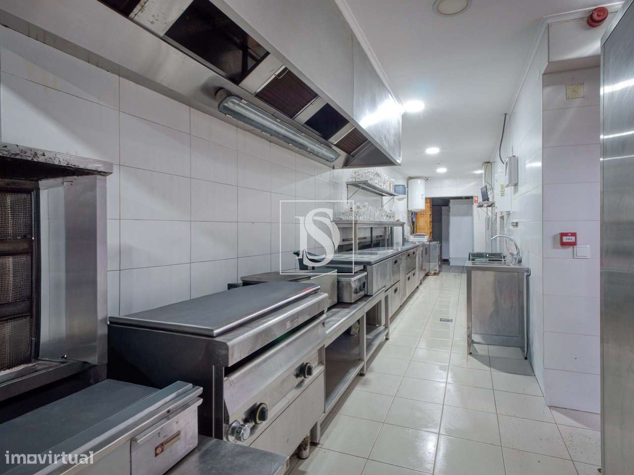 Moradia T4 Restaurante e Piscina Aquecida  Aroeira-22