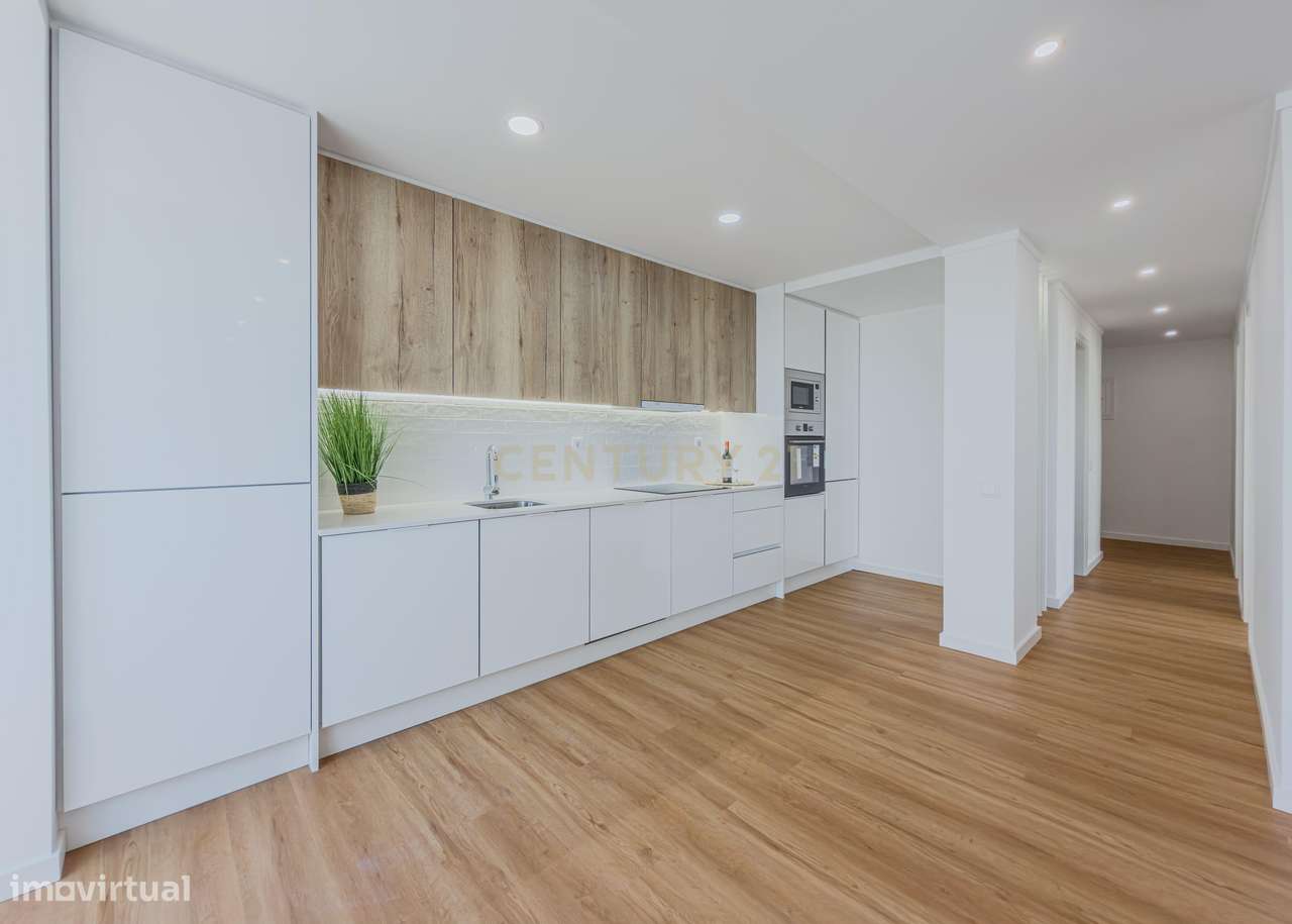 Apartamento 3 assoalhadas, remodelado com acabamentos de charme, situa-6
