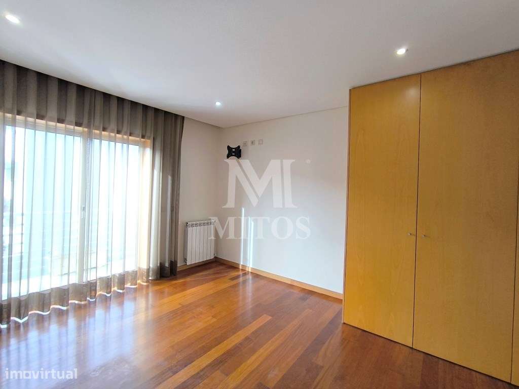 Apartamento T3 em condomínio fechado - Meadela-5