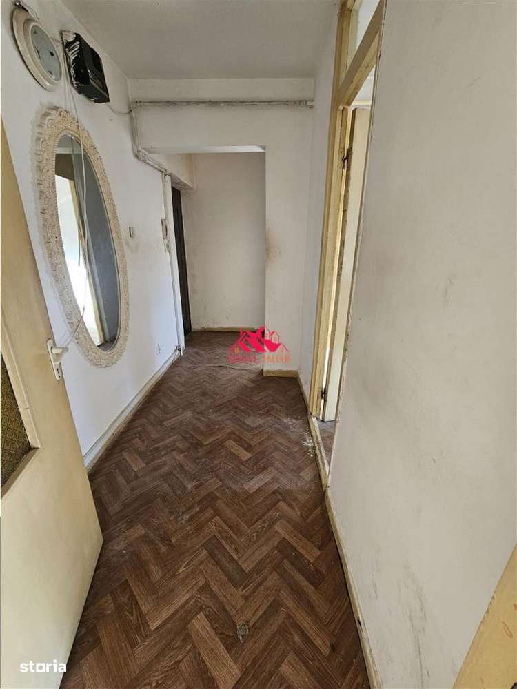 Apartament 3 Camere Piata SUD - Etaj 2 - Imagine principală: 4/4