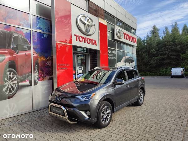 Toyota RAV4 - 4