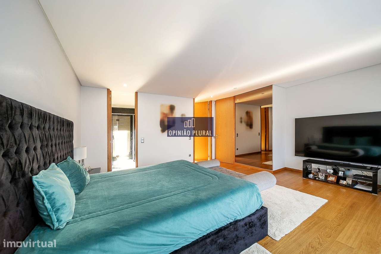Moradia T4 de Luxo com Piscina  Arcozelo Vila Nova de Gaia-17