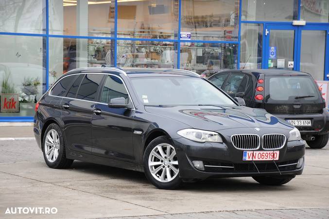 BMW Seria 5 520d Touring Aut. - 19