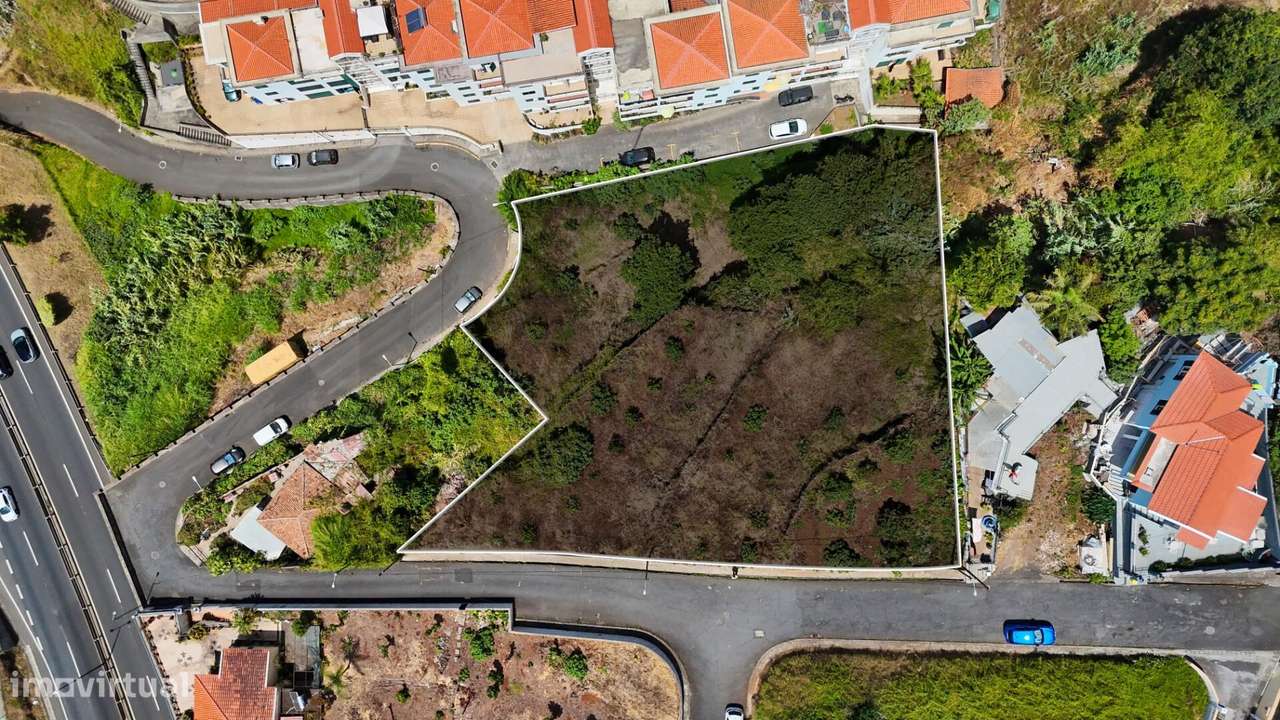 Terreno com Vista Mar e Localização Premium – Santa Maria Maior, Funch - Grande imagem: 2/15