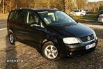 Volkswagen Touran 2.0 FSI Highline - 16