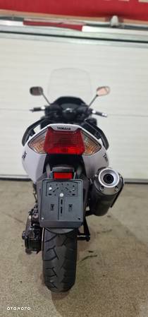 Yamaha Tmax - 25