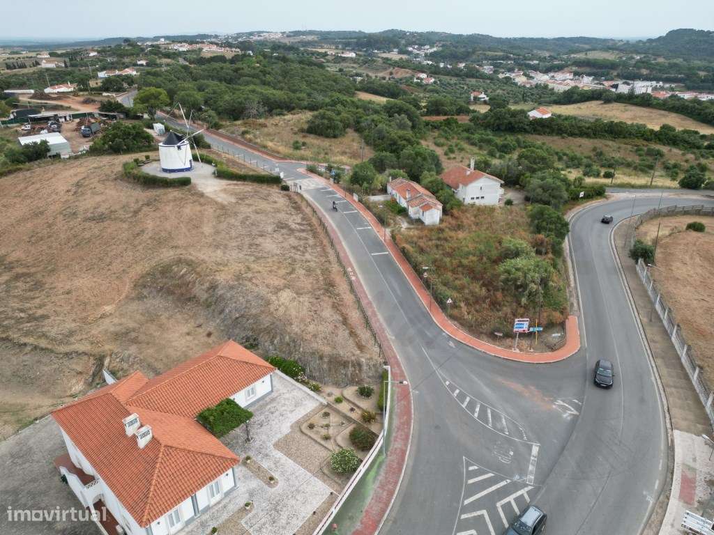 Moradia com Antiga padaria-42