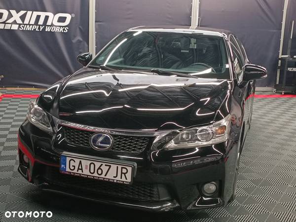 Lexus CT 200h F SPORT - 2