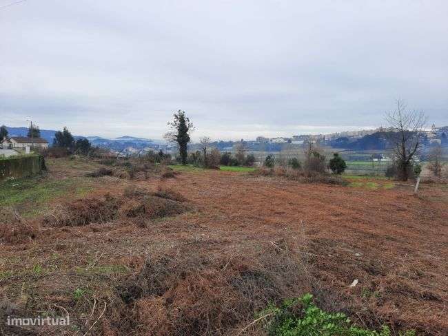 Fastástico Lote para Construção em Amares - Braga - Grande imagem: 3/5