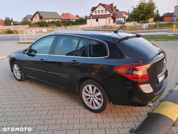 Renault Laguna 2.0 dCi Initiale - 4