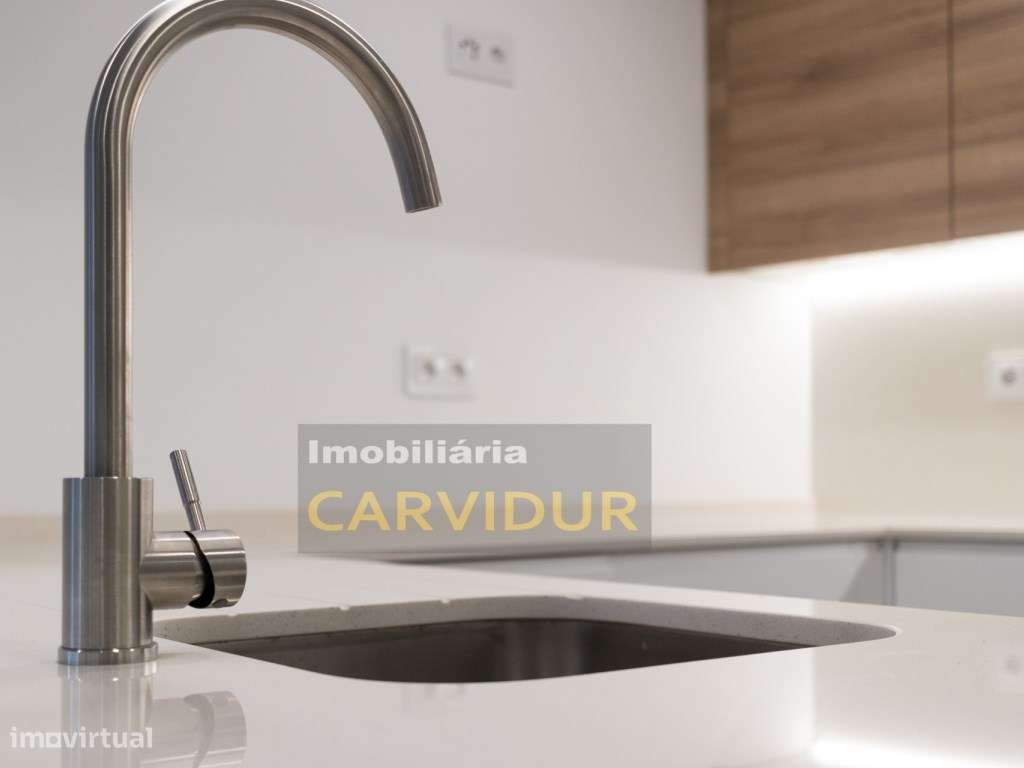 Apartamento T3 Remodelação total varanda 10m2-18