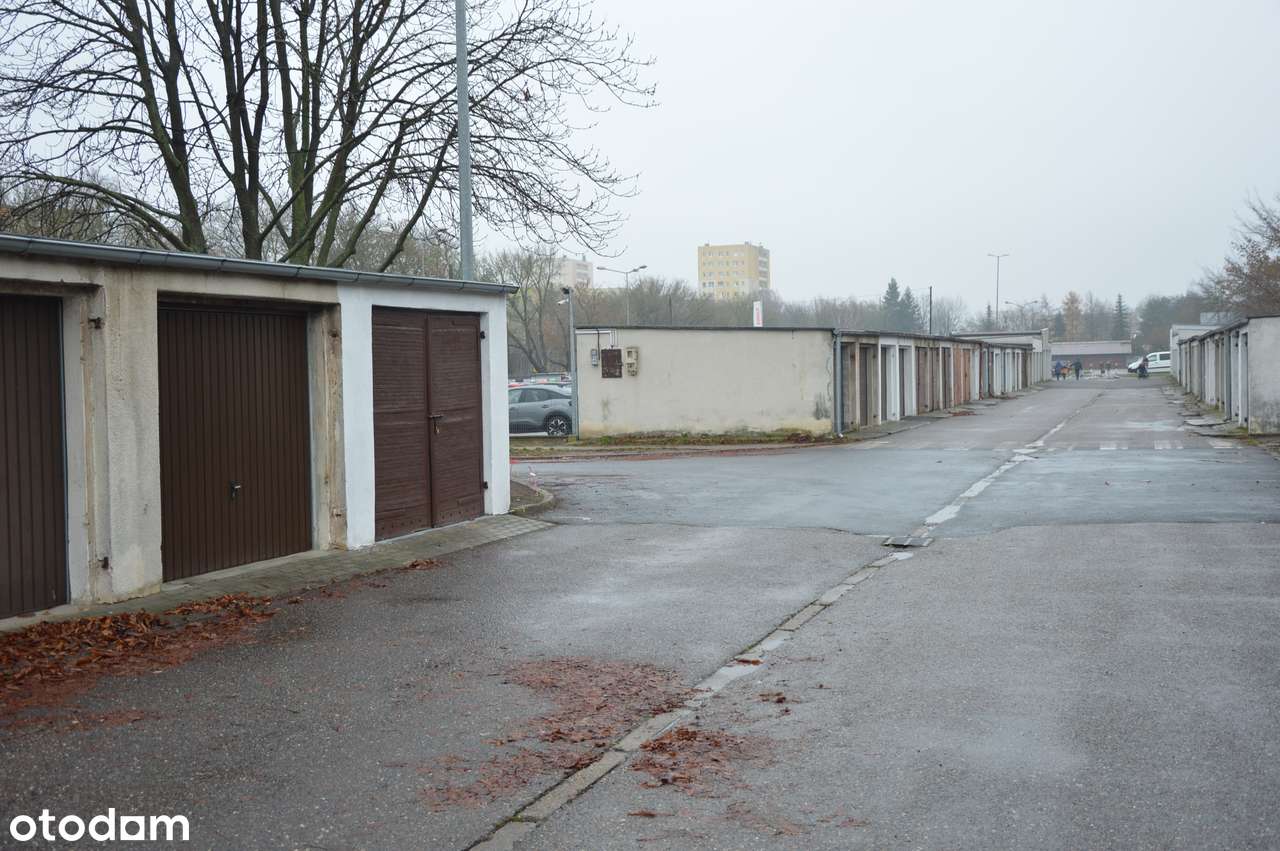 Garaż na sprzedaż - Swarzędz - Pomiędzy Os.Gryniów a Os.Czwartaków - Pełny obrazek: 2/7