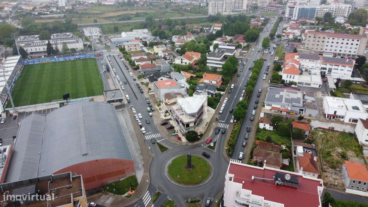 APARTAMENTO T2 EM REMODELAÇÃO COM TERRAÇO E COM VARANDA | CENTRO DE...-22