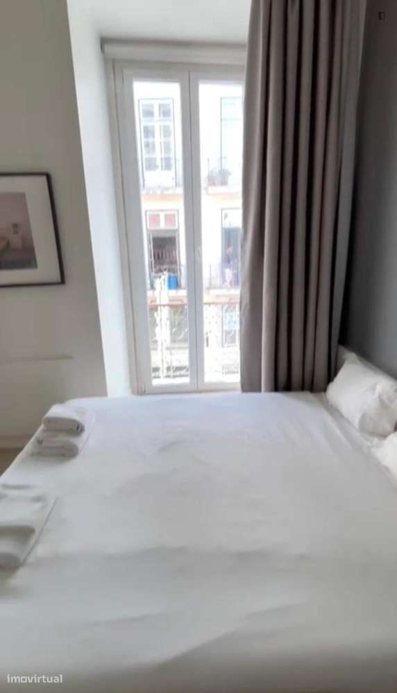 Quarto - localizado em Rossio Lisbon - Grande imagem: 2/6