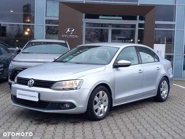 Volkswagen Jetta 1.6 TDI Comfortline - 1