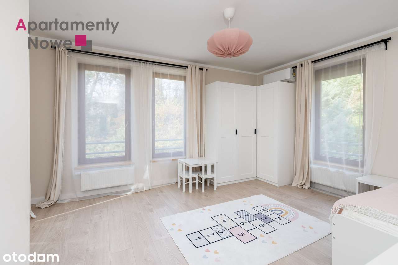 Wolnostojący dom 160m2 z 4 sypialniami oraz dużym ogrodem Masłomiąca-11