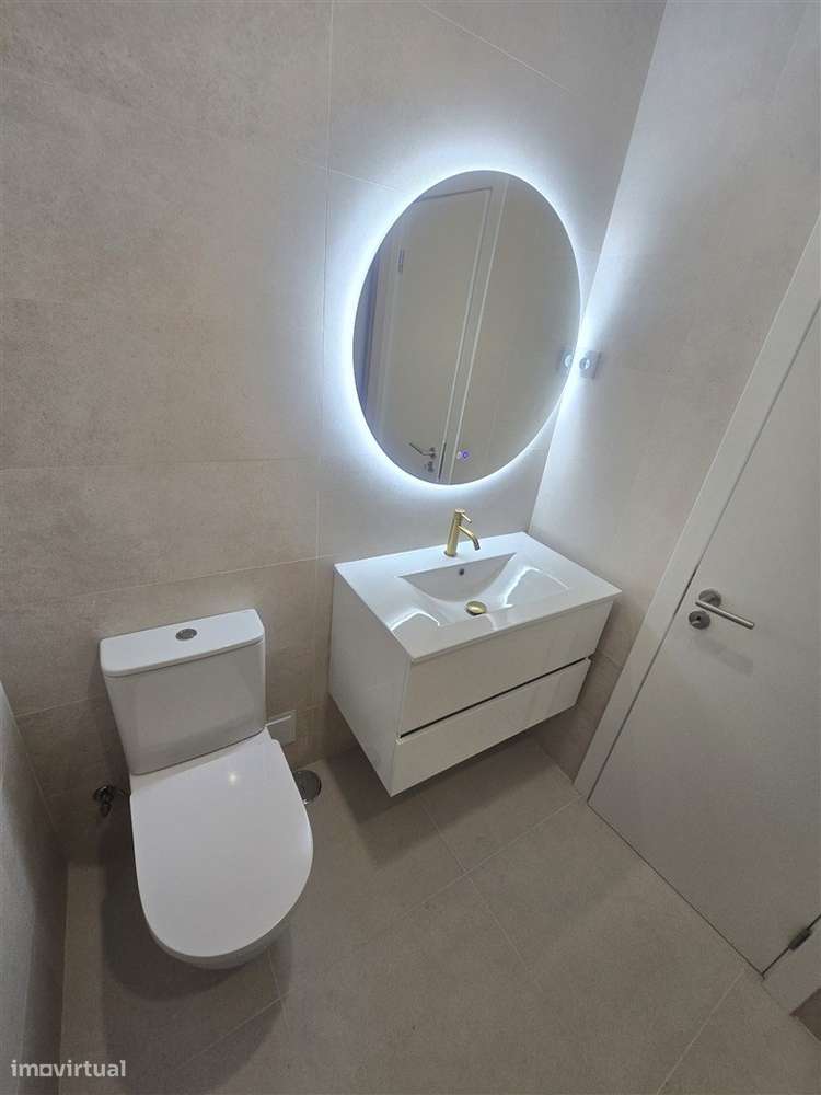 Apartamento T2 Venda em Venteira,Amadora-9