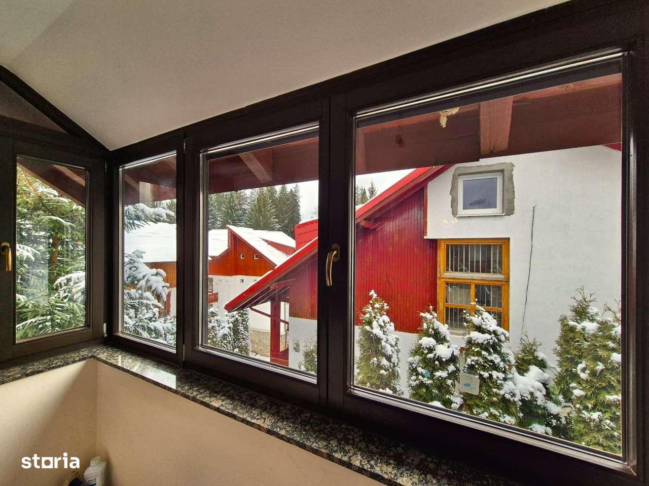 Comision 0 - Apartament în vilă, spațios, cu priveliște-11