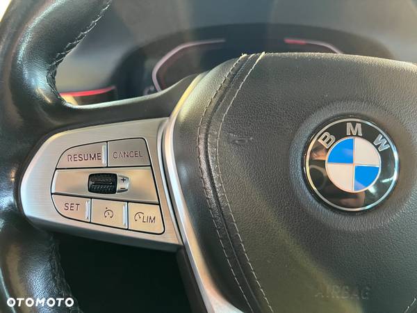 BMW Seria 7 730d xDrive - 26