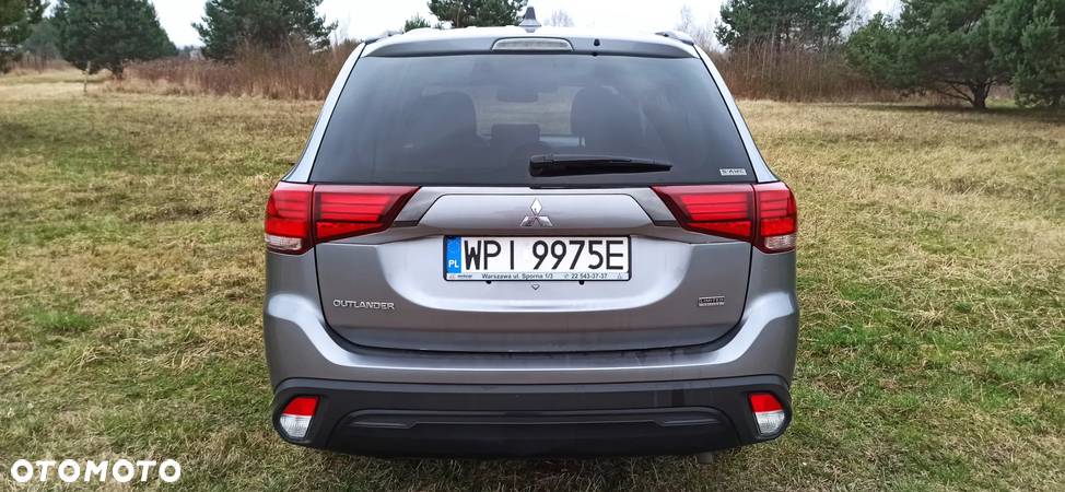 Mitsubishi Outlander - 5