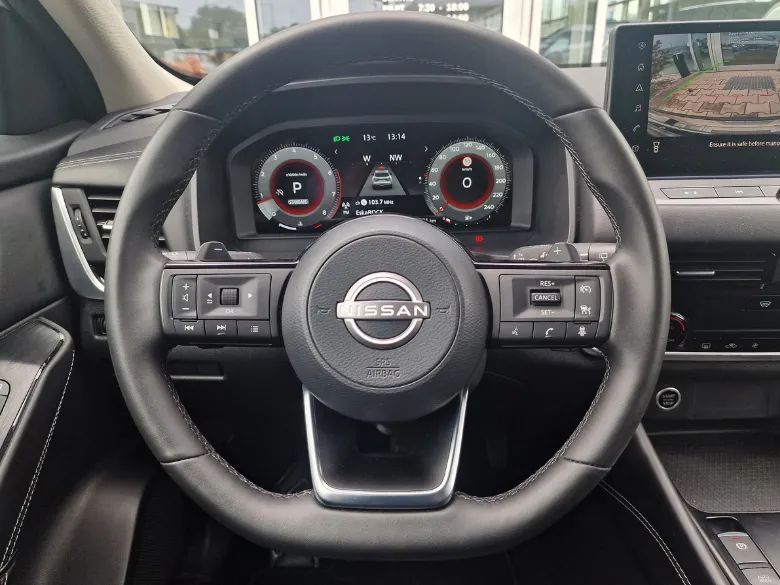 Kamery 360 / Cyfrowe Zegary / Ekran 12,3” / Carplay i Android