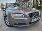 Volvo V70 2.0D Kinetic - 13