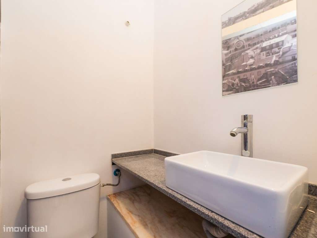 Loja para Investimento ou Comércio - Falagueira, Amadora-3