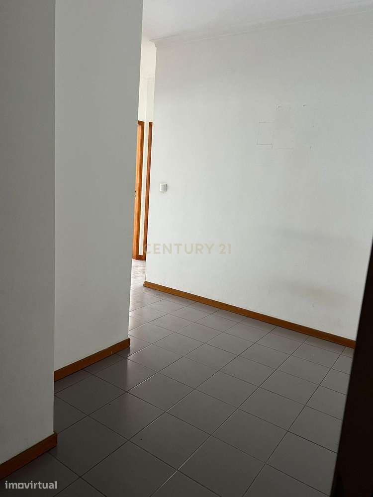 Apartamento T3 com elevador garagem dupla em São Vitor | ZTRE-01770 - Grande imagem: 3/20