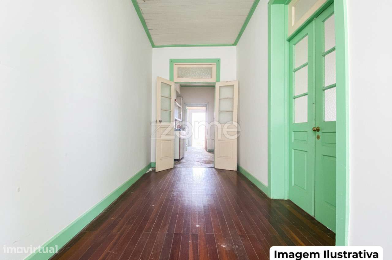 Moradia em Ruína com Garagem e Quintal – Povoação - Grande imagem: 4/15