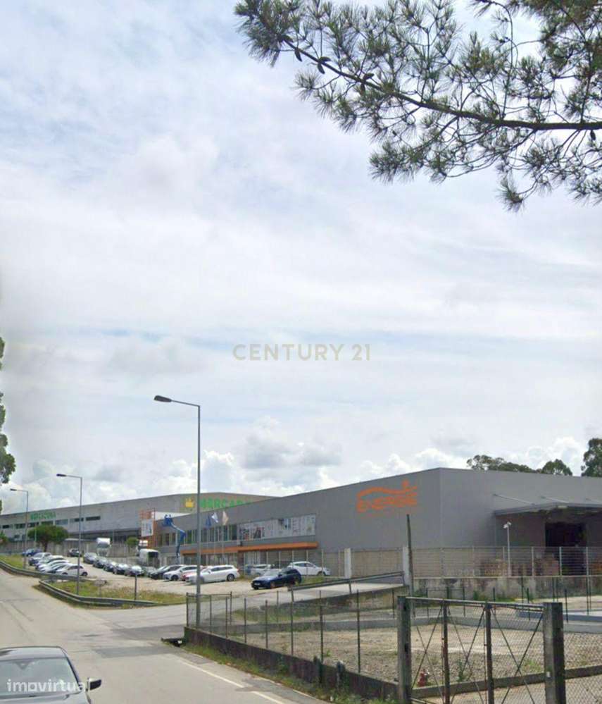 Terreno Rústico de 660 m² na Zona Industrial de Laúndos (Barqueiros) - Grande imagem: 4/6