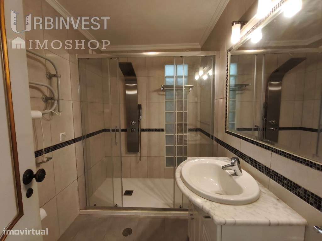 Magnífica Moradia T6 a 400m da Marina, em Vilamoura-14