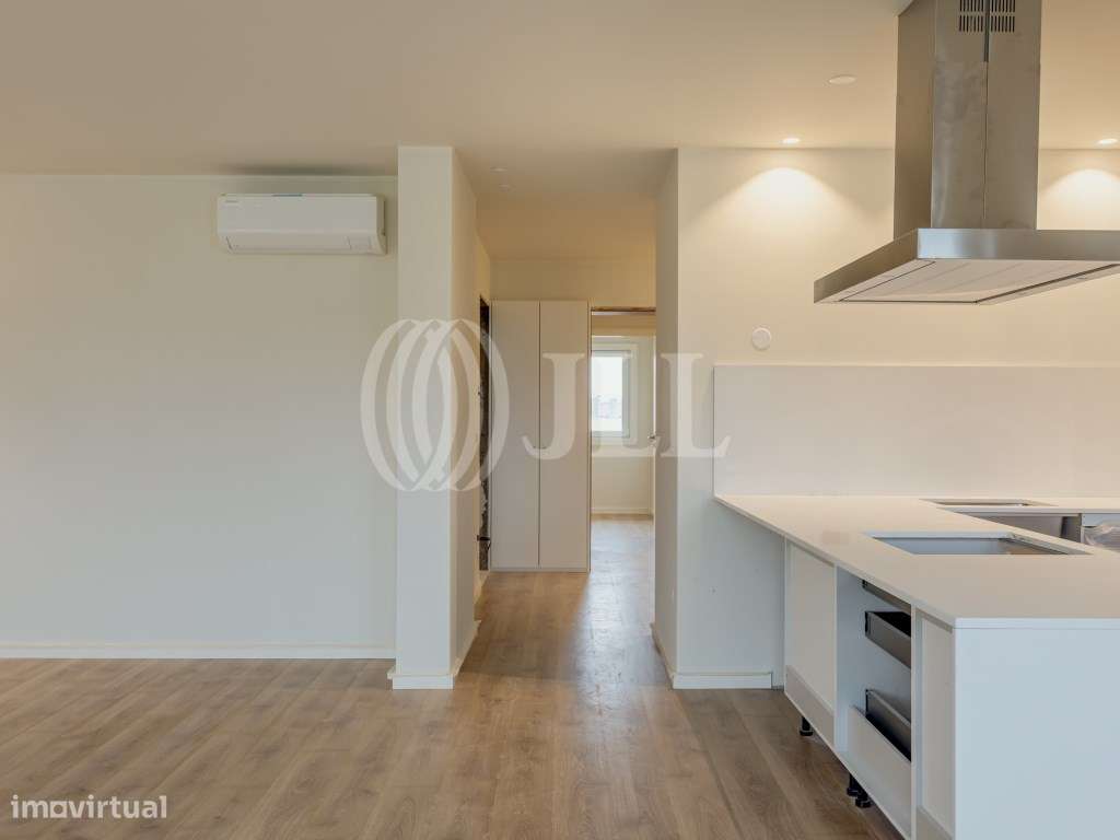 Apartamento T4 com varanda e garagem nas Antas Porto - Grande imagem: 5/29