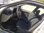 Renault Clio 1.2 16V Expression - 22