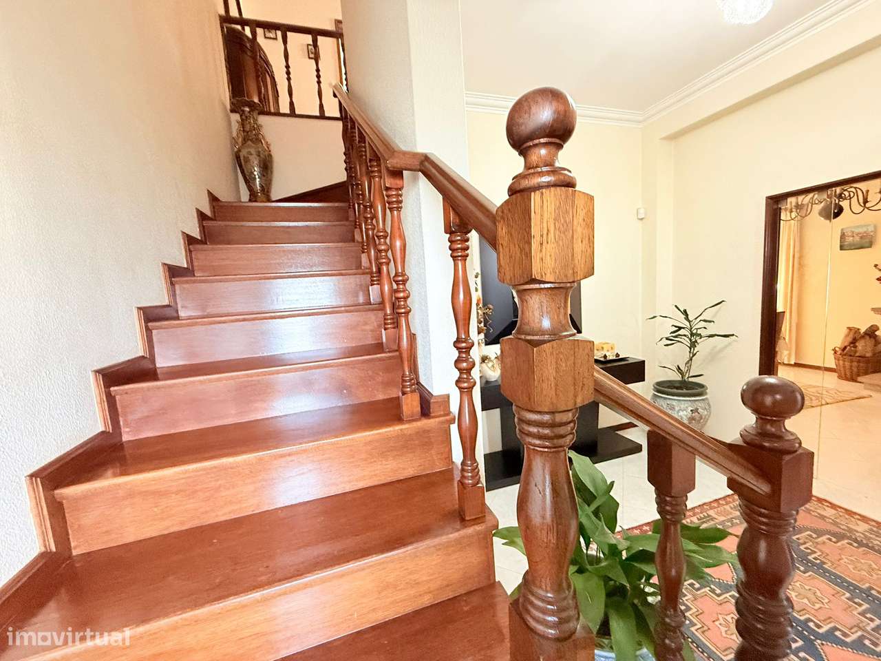 Moradia T3 | Terraço | Box 4 Carros | Varanda | Jovim | Exclusivo-17