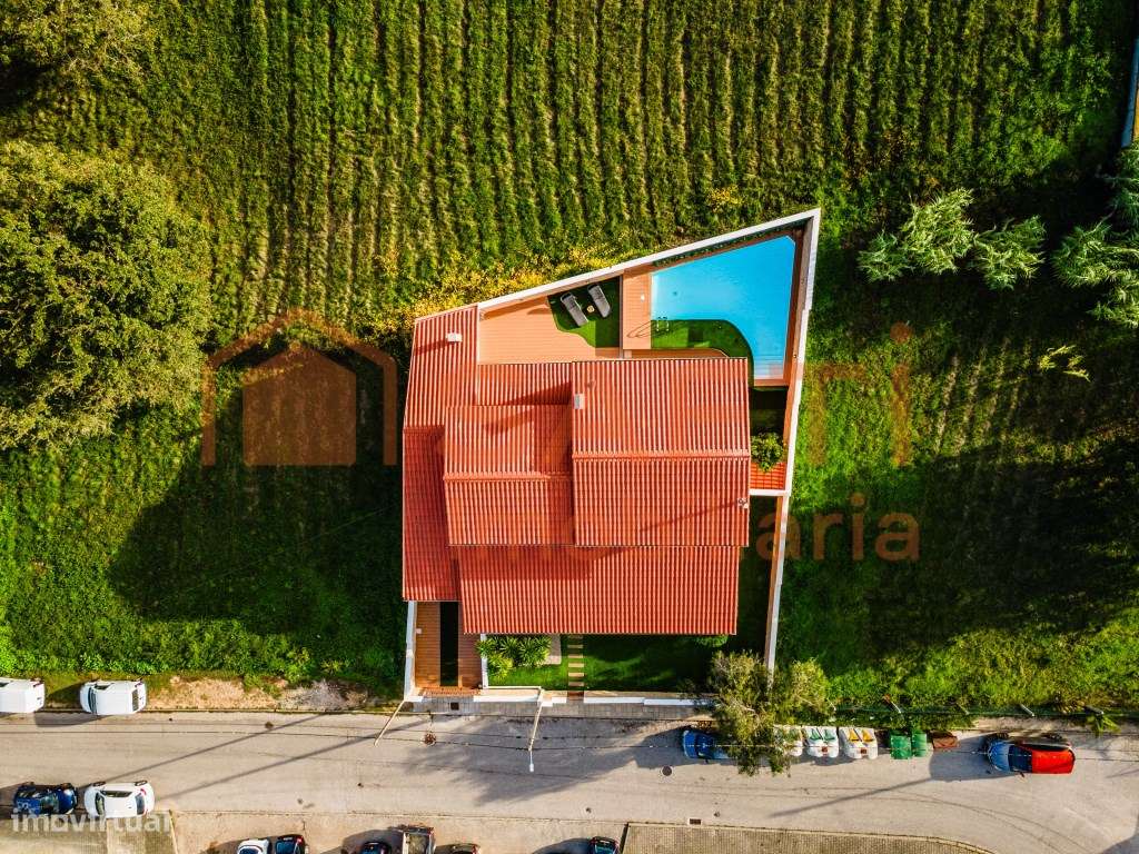 Vivenda T4 com piscina - Grande imagem: 4/60