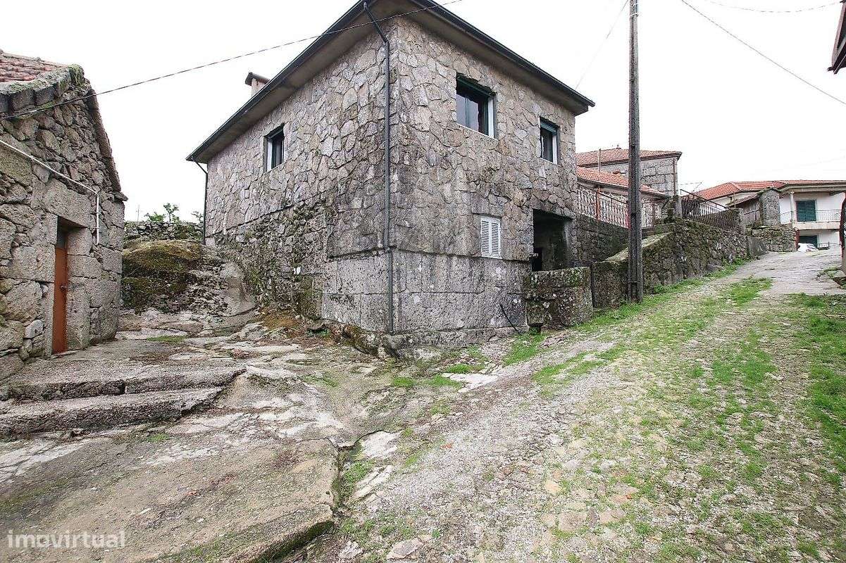 Moradia T2 para venda - Grande imagem: 2/10