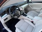 Volkswagen Passat 2.0 TDI DSG 4Motion Comfortline - 23