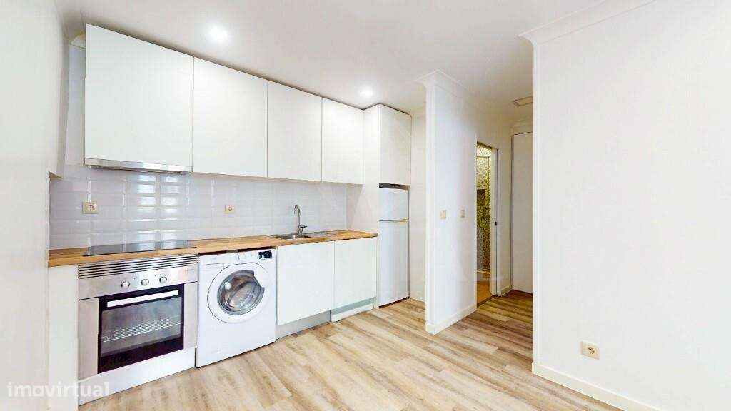 T1 Renovado e Equipado em Campolide - Grande imagem: 2/15