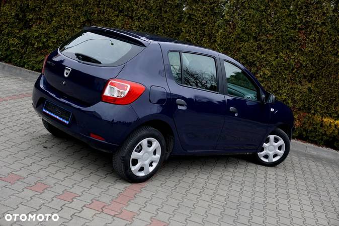 Dacia Sandero 1.2 16V 75 Essentiel - 4