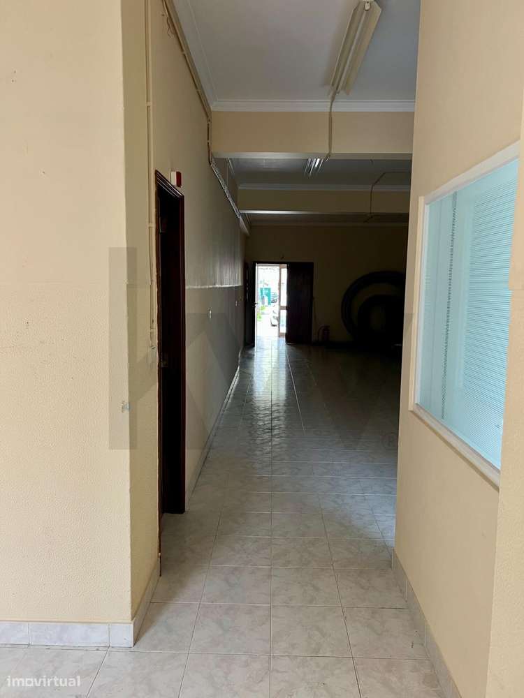 Loja à Venda no Bairro da Anta – Agualva | 78 m2 | 3 Montras | Excelen - Grande imagem: 4/12