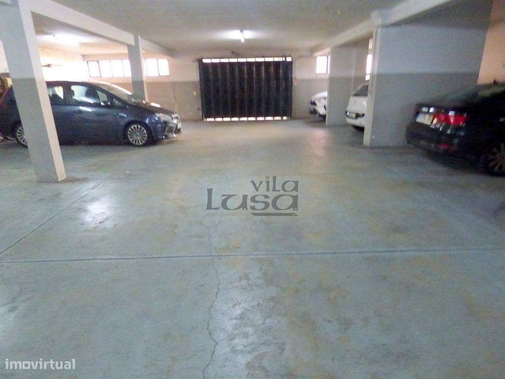 T3 + Escritório para Arrendamento em Miramar com garagem - Grande imagem: 4/24