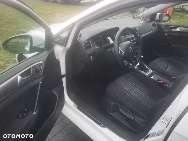 Volkswagen Golf 1.6 TDI BlueMotion Technology DSG Lounge - 3