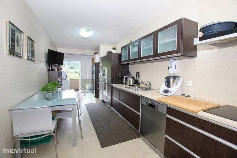 Apartamento T2+1 para Arrendar – Costa, Guimarães - Grande imagem: 2/12
